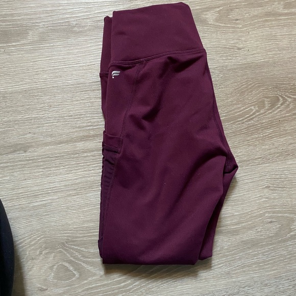 Fabletics Powerhold Leggings - Picture 2 of 3